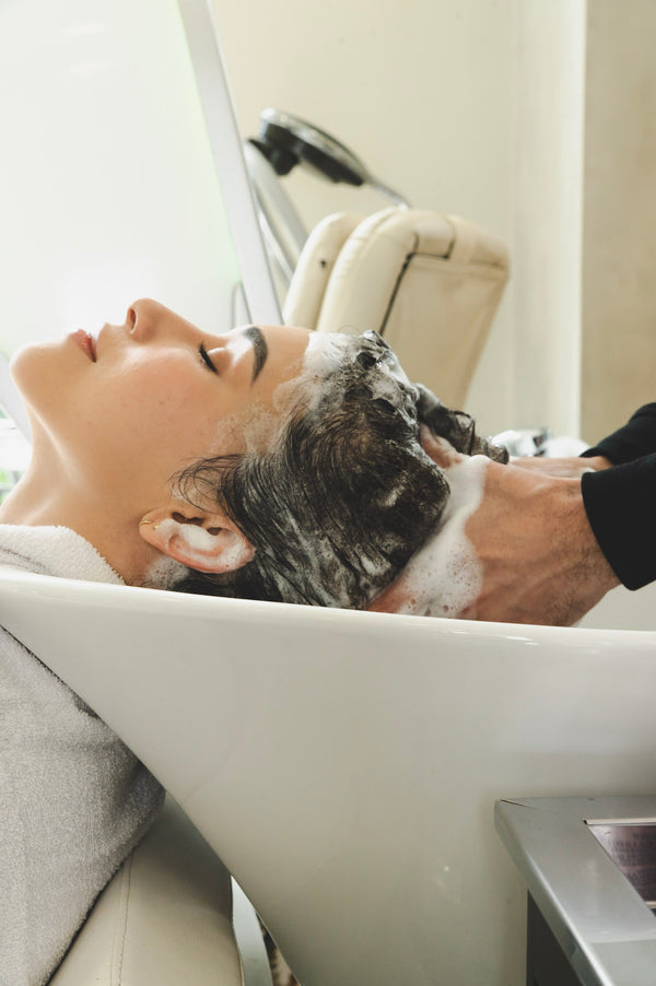 Condicionador Revitalize Naturology 1L — Hidratação Profunda e Maciez Profissional