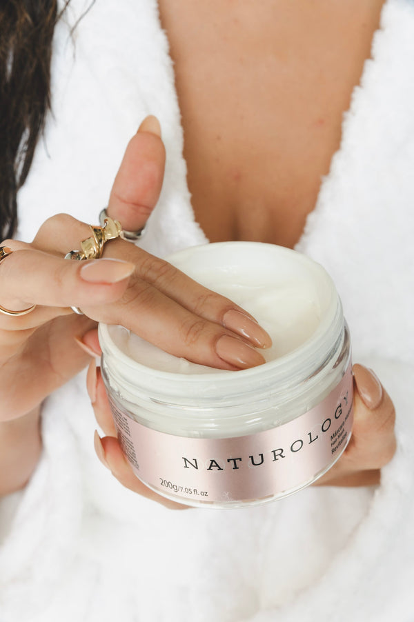 Máscara Revitalize Naturology 200g — Tratamento Intensivo Capilar