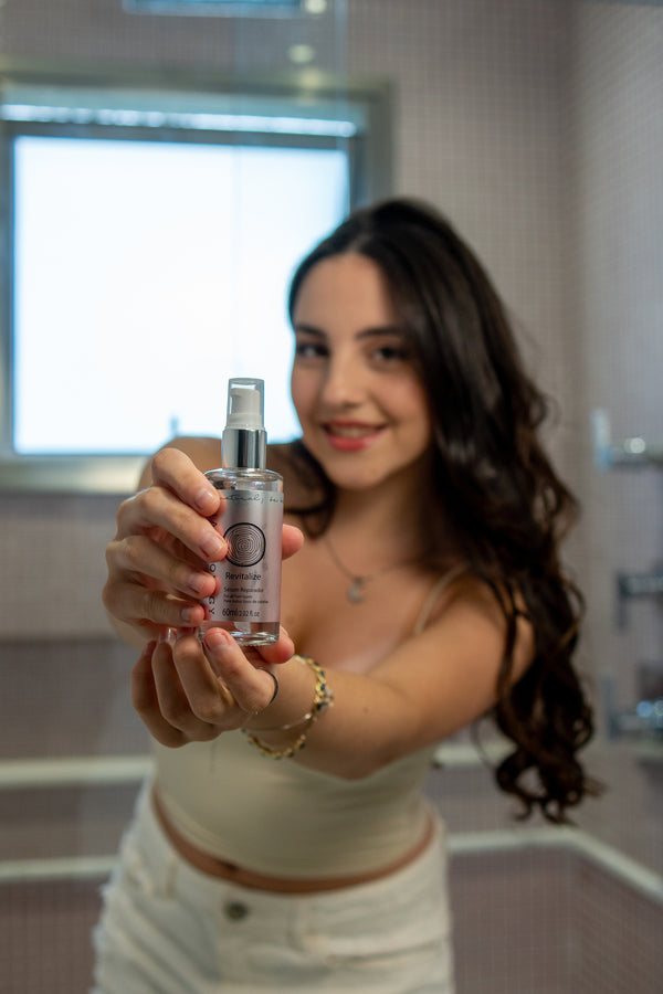 Sérum Reparador Revitalize Naturology 30ml — Finalização e Brilho