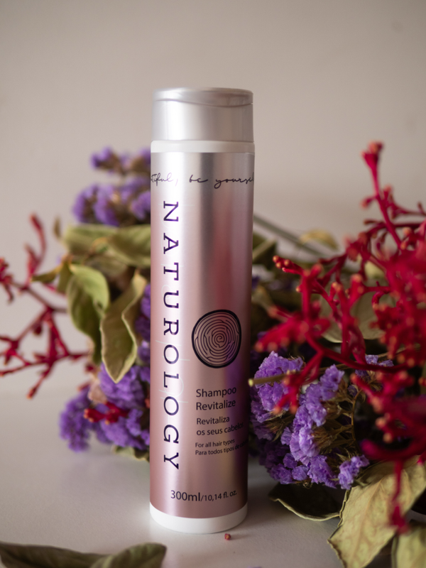 Shampoo Revitalize Naturology 300ml — Nutrição, Maciez e Brilho